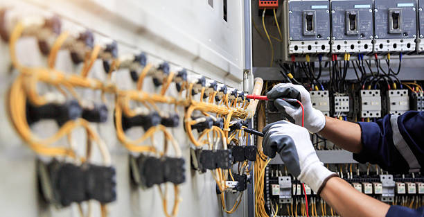 Professional Electrician technician working in Plandome, NY